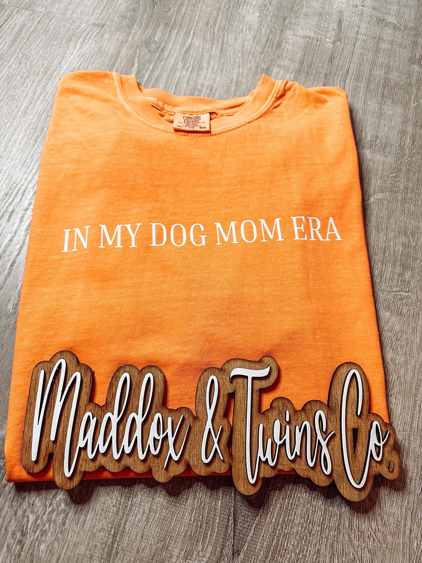 In my DOG MOM ERA Tee